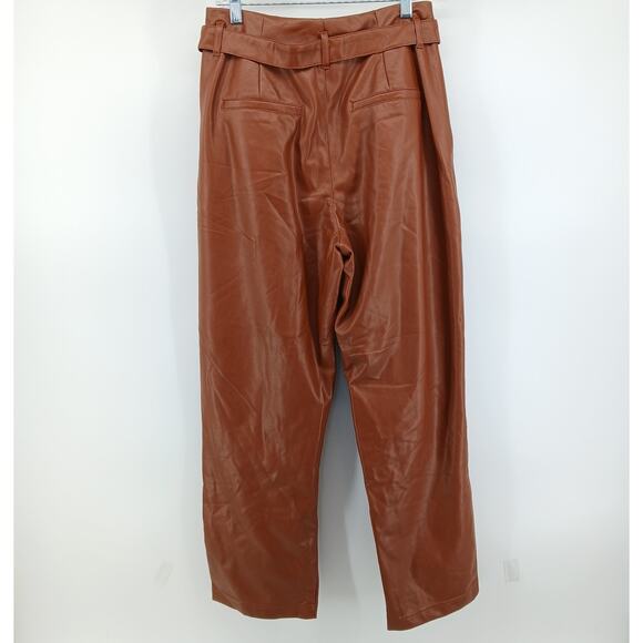 Abercrombie & Fitch Faux Leather High Waist Cropped Straight Pants Womens LG - Picture 4 of 10